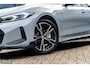 BMW 3-Serie 330e M Sport | Long Range | Head-up | El. stoelen