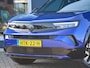 Opel Mokka 1.2 Turbo Hybrid GS 1ste Eigenaar |  Alcantara | Stuurverwarming | FULL LED | Camera | Privacy Glass | AppleCarPlay/AndroidAuto | Navigatie | Keyless | Isofix |