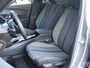 Peugeot 2008 1.2 Hybrid 145 Allure 1ste Eigenaar | Automaat | Camera 360* Vision | Navigatie | Apple Carplay & Android Auto | 17" LMV