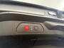 Opel Grandland X 1.2 Turbo Innovation Trekhaak, Apple Carplay/Android Auto, Cruise control, leer, elecstoelverst,  Parkeersensor voor en achter, Dodehoek detector, Rijstrooksensor met correctie Moderne en ruime SUV, Trekhaak aanwezig, Comfortabele hoge zit, Ruime kofferbak en veel binnenruimte.