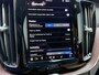Volvo XC60 2.0 T6 Plug-in hybrid AWD Ultimate Bright | Massage en ventilatie | 360 Camera | Getint Glas