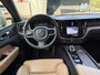 Volvo XC60 2.0 T6 Plug-in hybrid AWD Ultimate Bright | Massage en ventilatie | 360 Camera | Getint Glas