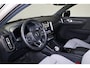 Volvo EX40 Performance Ultra 82 kWh - Panorama/schuifdak - IntelliSafe Assist & Surround - 360º Camera - Harman/Kardon audio - Verwarmde voorstoelen, stuur & achterbank - Parkeersensoren voor & achter - Elektr. bedienb. voorstoelen met geheugen links - Draadloze tel. lader - Warmtepomp - Extra getint glas - Inklapbare trekhaak - 19' LMV