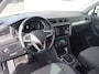 Volkswagen Tiguan 1.4 TSI eHybrid 245pk R-Line Business+ | SoH 90% | Trekhaak Wegklapbaar | All Season Banden | Extra Getint Glas | 18" Velgen | Apple Carplay