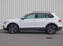Volkswagen Tiguan 1.4 TSI eHybrid 245pk R-Line Business+ | SoH 90% | Trekhaak Wegklapbaar | All Season Banden | Extra Getint Glas | 18" Velgen | Apple Carplay