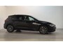 Volkswagen Golf 1.0 TSI Life Business Alcantara Sfeerverlichting Navigatie Parkeersensoren