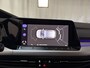Volkswagen Golf 1.0 TSI Life Business Alcantara Sfeerverlichting Navigatie Parkeersensoren