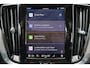 Volvo V60 T6 Recharge AWD Plus Bright - Panorama/schuifdak - Bowers & Wilkins audio - Parkeercamera achter - Verwarmde voorstoelen, stuur & achterbank - Parkeersensoren voor & achter - Elektr. bedienb. voorstoelen met geheugen - Cruise control - 19' LMV