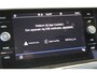Volkswagen Polo 1.0 TSI 95pk R-Line / Navigatie by APP / LM 16 inch / Parkeersensoren / LED / Digital cockpit