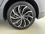 Volkswagen Golf - 1.5 eTSI Style Business // APPLE CARPLAY // PDC V+A //