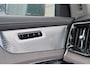 Volvo XC90 T8 AWD Ultra Bright Executive Edition - Luchtvering - Panorama/schuifdak - IntelliSafe Assist & Surround - 360º Camera - Bowers & Wilkins audio - Adaptieve LED koplampen - Verwarmde voorstoelen, stuur & achterbank - Parkeersensoren voor & achter - Elektr. bedienb. voorstoelen met geheugen - Head up display - Draadloze tel. lader - Extra getint glas - Inklapbare trekhaak - 22' LMV