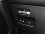 Land Rover Range Rover Evoque 1.5 P300e AWD R-Dynamic SE 309Pk Automaat (PANORAMADAK, APPLE CARPLAY, 360 CAMERA, MERIDIAN AUDIO, MEMORY SEATS, STUUR/STOELVERWARMING, ADAPTIVE CRUISE, VIRTUAL DASHBOARD, NIEUWSTAAT)