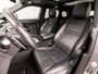 Land Rover Range Rover Evoque 1.5 P300e AWD R-Dynamic SE 309Pk Automaat (PANORAMADAK, APPLE CARPLAY, 360 CAMERA, MERIDIAN AUDIO, MEMORY SEATS, STUUR/STOELVERWARMING, ADAPTIVE CRUISE, VIRTUAL DASHBOARD, NIEUWSTAAT)