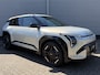 Kia EV3 GT-Line Business Edition 81.4 kWh | Adaptive Cruise Control | Stoel- en Stuurverwarming | Lane Following | Camera | Navigatie | Carplay |
