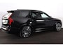 Volvo XC90 T8 Recharge AWD Ultra Black Ed. Exec. - Luchtvering - Panorama/schuifdak - IntelliSafe Assist & Surround - 360º Camera - Bowers & Wilkins audio - Adaptieve LED koplampen - Verwarmde voorstoelen, stuur & achterbank - Parkeersensoren voor & achter - Elektr. bedienb. voorstoelen met geheugen - Head up display - Draadloze tel. lader - Extra getint glas - Inklapbare trekhaak - 22' LMV