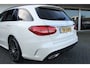 Mercedes-Benz C-klasse Estate 180 AMG Sport Edition / Parelmoerwit Diamantweiss/ 19 inch/ Panorama/ 360 camera/ Dodehoekassist/ Grootlicht assist/ Multibeam/ 9G automaat/ Sfeerverlichting/ Winterset