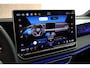 Volkswagen Tiguan 1.5 eHybrid 204pk R-Line Edition Black Style Panoramadak Trekhaak 360Camera Stoelverwarming Virtual Cockpit Navigatie