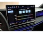 Volkswagen Tiguan 1.5 eHybrid 204pk R-Line Edition Black Style Panoramadak Trekhaak 360Camera Stoelverwarming Virtual Cockpit Navigatie