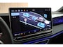 Volkswagen Tiguan 1.5 eHybrid 204pk R-Line Edition Black Style Panoramadak Trekhaak 360Camera Stoelverwarming Virtual Cockpit Navigatie