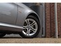BMW 3-Serie 318i | 1e eigenaar | NL auto | Sportstoelen | Xenon | Stoelverwarming | Sportstuur | Cruise control | Navigatie | Bluetooth | Climate control | PDC | Regensensor