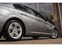 BMW 3-Serie 318i | 1e eigenaar | NL auto | Sportstoelen | Xenon | Stoelverwarming | Sportstuur | Cruise control | Navigatie | Bluetooth | Climate control | PDC | Regensensor