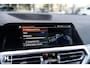 BMW 3-Serie 320i M-Sport | Head-up | Leer | NL auto