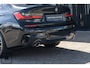 BMW 3-Serie 320i M-Sport | Head-up | Leer | NL auto
