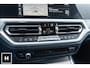 BMW 3-Serie 320i M-Sport | Head-up | Leer | NL auto