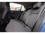 Volkswagen Golf 1.5 eHybrid Life Edition Navigatie, Wegklapbare trekhaak, panoramadak, 18" LMV, achteruitrijcamera, spiegelpakket, clima, lane assist, parkeersensoren voor en achter.