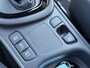 Toyota Yaris 1.5 HYBRID EXECUTIVE STOELVERW BLIND-SPOT PARK-SENSOREN NAVI APPLE/ANDROID KEYLESS NL-AUTO