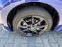 Toyota Yaris 1.5 HYBRID EXECUTIVE STOELVERW BLIND-SPOT PARK-SENSOREN NAVI APPLE/ANDROID KEYLESS NL-AUTO