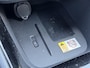 Toyota Yaris 1.5 HYBRID EXECUTIVE STOELVERW BLIND-SPOT PARK-SENSOREN NAVI APPLE/ANDROID KEYLESS NL-AUTO