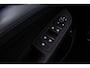 Volkswagen Golf Life Edition 1.5 TSI eHybrid 204pk DSG Automaat Adaptive cruise control, LED matrix koplampen, Achteruitrijcamera, App connect, Stuurwiel verwarmd