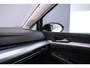 Volkswagen Golf Life Edition 1.5 TSI eHybrid 204pk DSG Automaat Adaptive cruise control, LED matrix koplampen, Achteruitrijcamera, App connect, Stuurwiel verwarmd