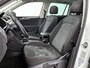 Volkswagen Tiguan 1.4 TSI eHybrid R-Line Business+ | Automaat | Adaptive cruise | CarPlay | Camera | Panoramadak | Trekhaak | BTW