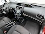 Toyota Prius 1.8 Executive | BTW voertuig | Dealer onderhouden | 360 Camera | Head-Up Display | dodehoekdetectie | Head-up Display | Parkeersensoren voor+achter met assistent | Navigatie | Stoelverwarming | Cruise cont Onderweg-naar-dealer