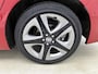 Toyota Prius 1.8 Executive | BTW voertuig | Dealer onderhouden | 360 Camera | Head-Up Display | dodehoekdetectie | Head-up Display | Parkeersensoren voor+achter met assistent | Navigatie | Stoelverwarming | Cruise cont Onderweg-naar-dealer