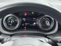 Toyota Yaris 1.5 Hybrid Dynamic Limited | Binnenspiegel Automatisch Dimmend | Apple Carplay/Android Auto | Stoelverwarming | Metallic Lak |