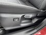 Toyota Yaris 1.5 Hybrid Dynamic Limited | Binnenspiegel Automatisch Dimmend | Apple Carplay/Android Auto | Stoelverwarming | Metallic Lak |