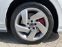 Volkswagen Golf 1.4 eHybrid GTE / Navigatie / Stoel+stuur verwarming / Navigatie / App connect / Parkeersensoren V+A / P4
