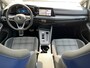 Volkswagen Golf 1.4 eHybrid GTE / Navigatie / Stoel+stuur verwarming / Navigatie / App connect / Parkeersensoren V+A / P4