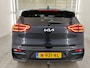 Kia Niro EV E-Niro 64 kWh 204pk Edition Fase 3 | SOH 100% | Trekhaak | Stuur- en Stoelverwarming | Apple CarPlay | PDC | Camera | 17"| DAB
