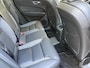 Volvo XC60 2.0 Recharge T6 AWD R-Design | Panoramadak | Elektrisch Wegklapbare Trekhaak | Harman/Kardon | Head Up Display | Adaptive Cruise Control | Luchtvering | PDC V+A | Camera | Elek. bestuurdersstoel | Elektrische achterklep |