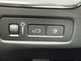 Volvo XC60 2.0 Recharge T6 AWD R-Design | Panoramadak | Elektrisch Wegklapbare Trekhaak | Harman/Kardon | Head Up Display | Adaptive Cruise Control | Luchtvering | PDC V+A | Camera | Elek. bestuurdersstoel | Elektrische achterklep |