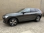 Volvo XC60 2.0 Recharge T6 AWD R-Design | Panoramadak | Elektrisch Wegklapbare Trekhaak | Harman/Kardon | Head Up Display | Adaptive Cruise Control | Luchtvering | PDC V+A | Camera | Elek. bestuurdersstoel