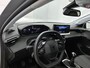 Peugeot 208 Allure 100pk | Navigatie via draadloze Apple Carplay / Android Auto | Climate Control | Cruise Control | Parkeersensoren v+a | Armsteun | Digitaal instrumentenpaneel | DAB+ radio | Led koplampen | Donker getint glas | 16" lichtmetalen velgen |