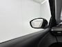 Peugeot 208 Allure 100pk | Navigatie via draadloze Apple Carplay / Android Auto | Climate Control | Cruise Control | Parkeersensoren v+a | Armsteun | Digitaal instrumentenpaneel | DAB+ radio | Led koplampen | Donker getint glas | 16" lichtmetalen velgen |