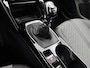 Peugeot 208 Allure 100pk | Navigatie via draadloze Apple Carplay / Android Auto | Climate Control | Cruise Control | Parkeersensoren v+a | Armsteun | Digitaal instrumentenpaneel | DAB+ radio | Led koplampen | Donker getint glas | 16" lichtmetalen velgen |