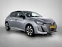 Peugeot 208 Allure 100pk | Navigatie via draadloze Apple Carplay / Android Auto | Climate Control | Cruise Control | Parkeersensoren v+a | Armsteun | Digitaal instrumentenpaneel | DAB+ radio | Led koplampen | Donker getint glas | 16" lichtmetalen velgen |