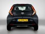Toyota Aygo 1.0 VVT-i x-play | Dealer onderhouden | Apple CarPlay/Android Auto | achteruitrijcamera | Airco | Onderweg-naar-dealer